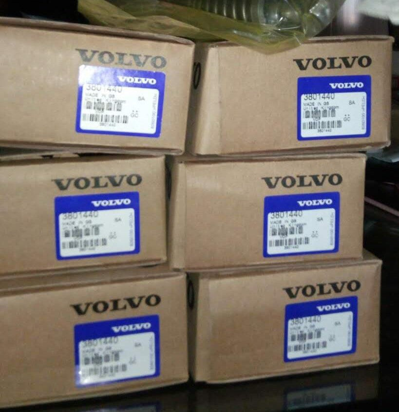 Volvo Unit Injector | P/N 3801440 — rear view