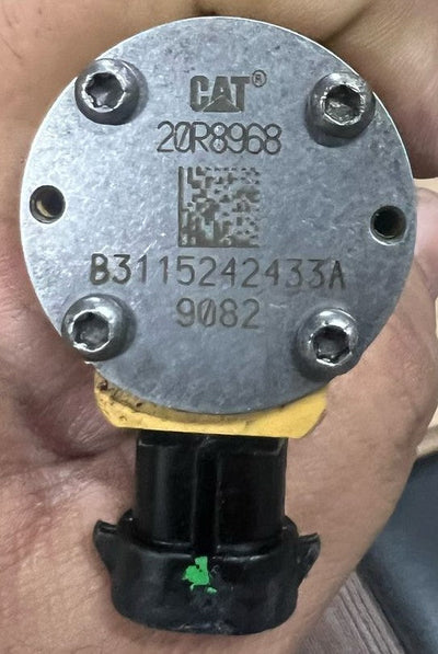 Caterpillar C9 Fuel Injector | P/N 20R-8968 — connector view